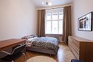 Jednorozec Apartments - Londynska Balkon Spálňa 2