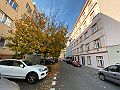  Apartment Lihovarská - 7 min' walk from the O2 Arena/ Dom z vonku
